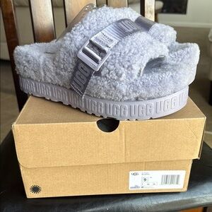 New UGG Fluffy Purple Slide Sandals